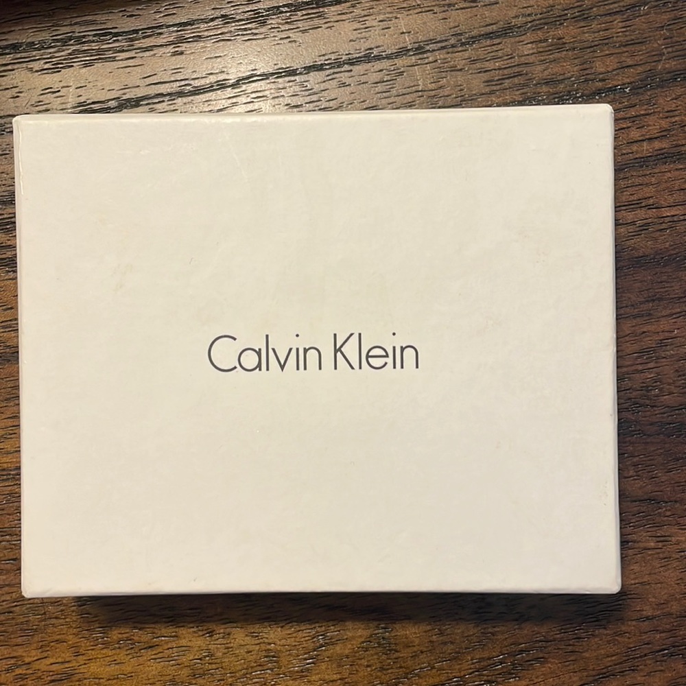 Calvin Klein Pebble Billfold